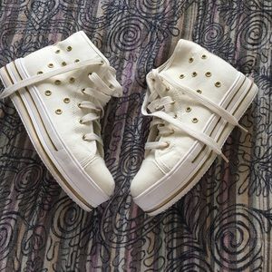 High top shoes