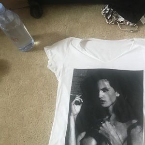 White t-shirt with print