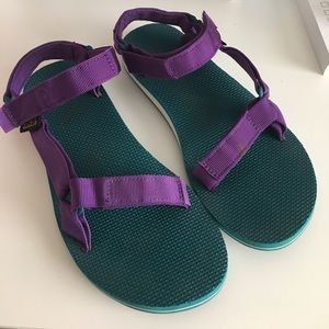 Teva sandals in real, purple & white
