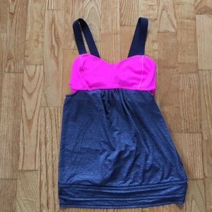 Lululemon tank size 4