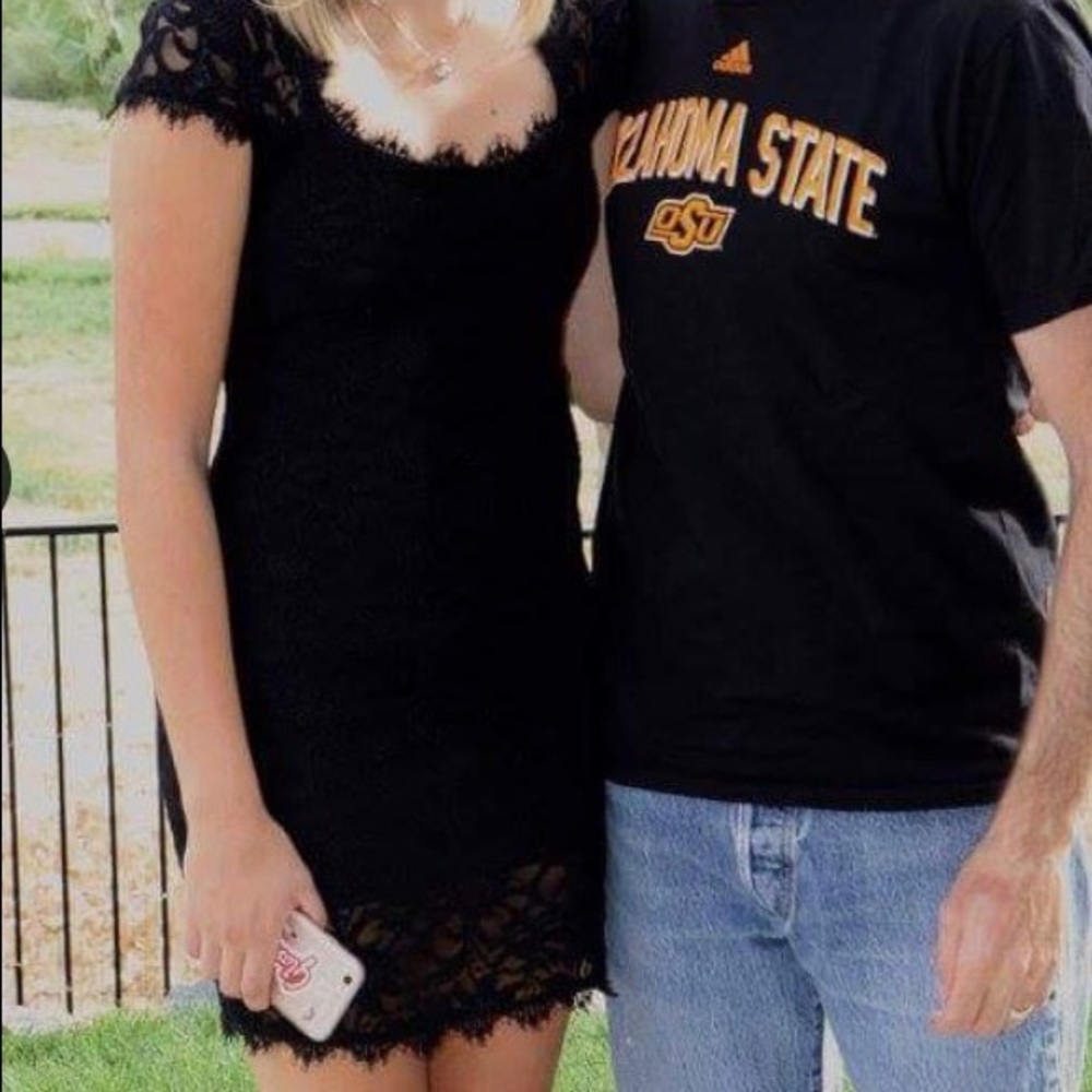 BLACK LACE DRESS - Picture 2 of 4