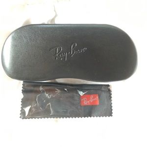 Rayban sunglass/eyeglass case and wipe