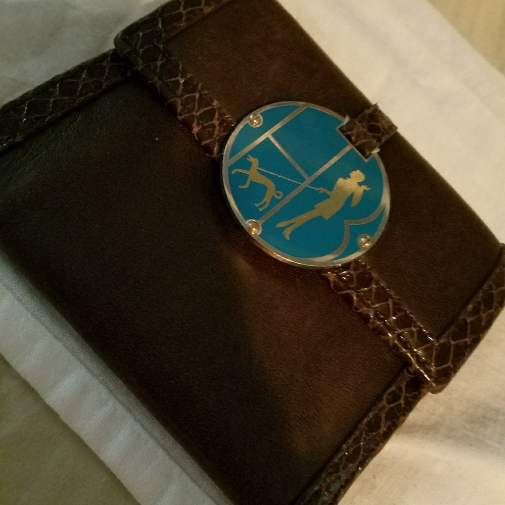 Henri bendel wallet