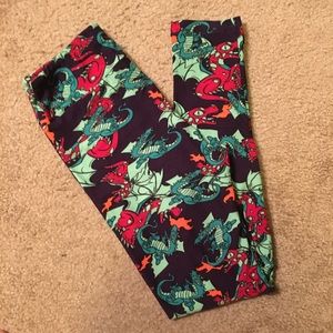 NWT OS Dragon leggings