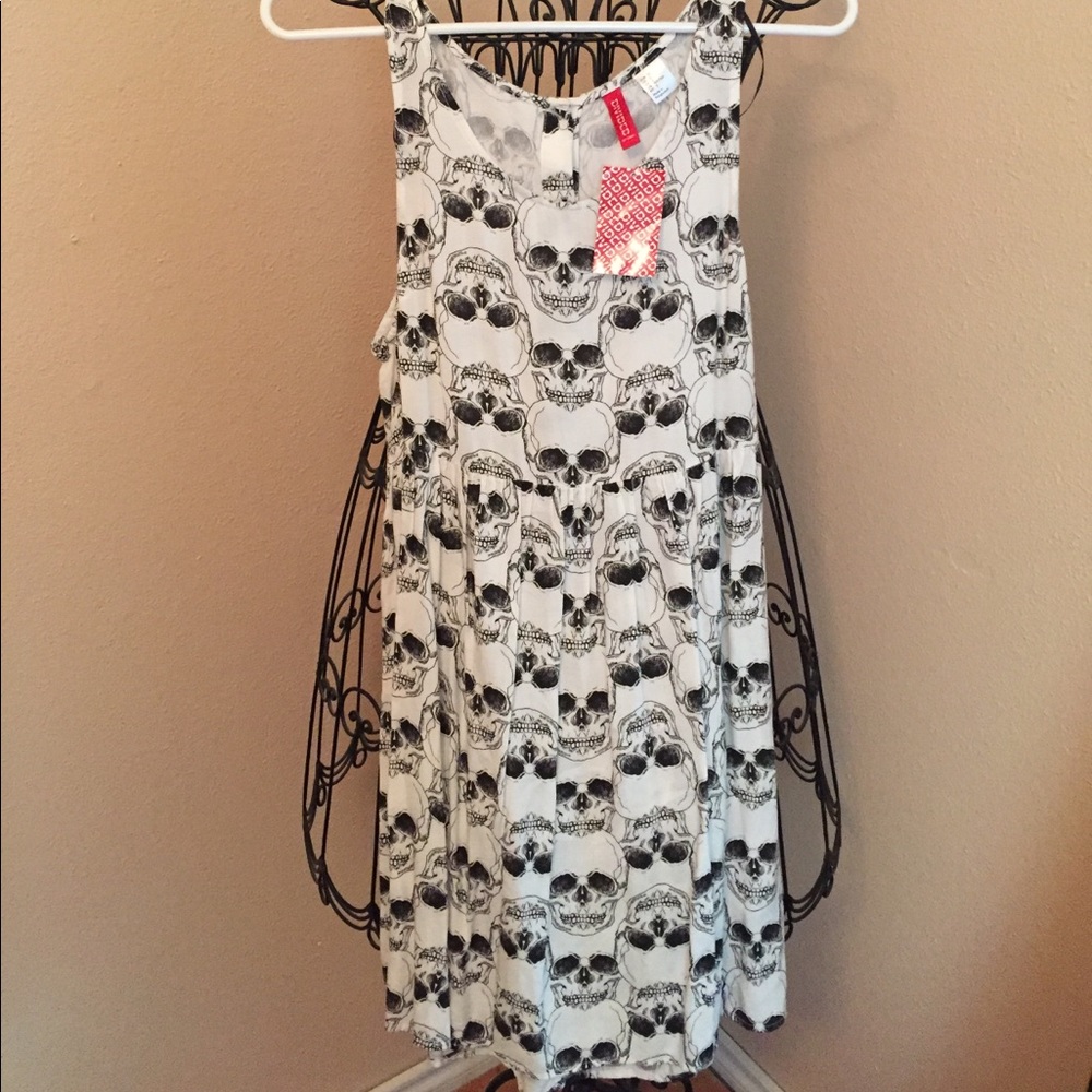H&M skull dress