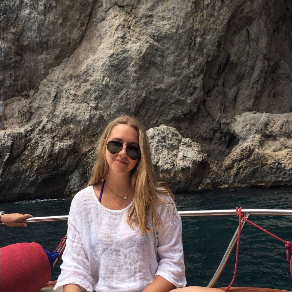 Meet your Posher, Kaitlyn