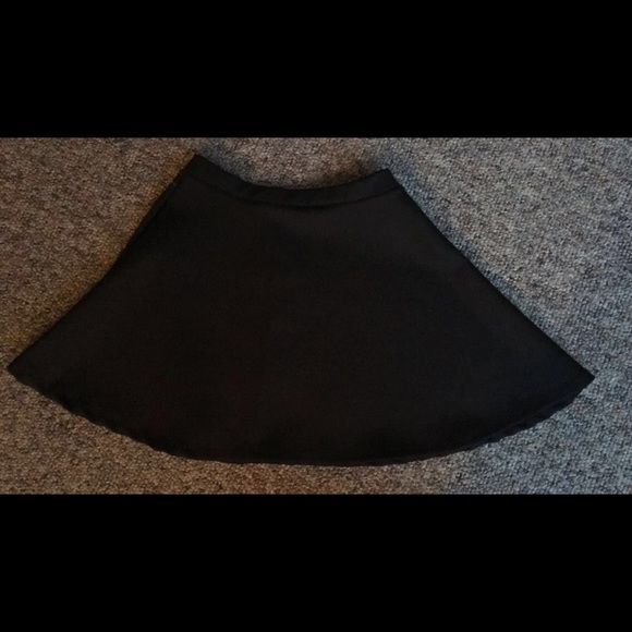 Top &a skirt - Picture 8 of 8