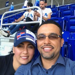 Meet your Posher, Edith