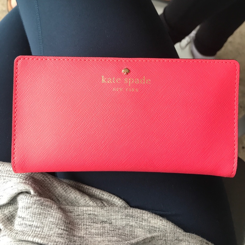 Kate spade snap wallet