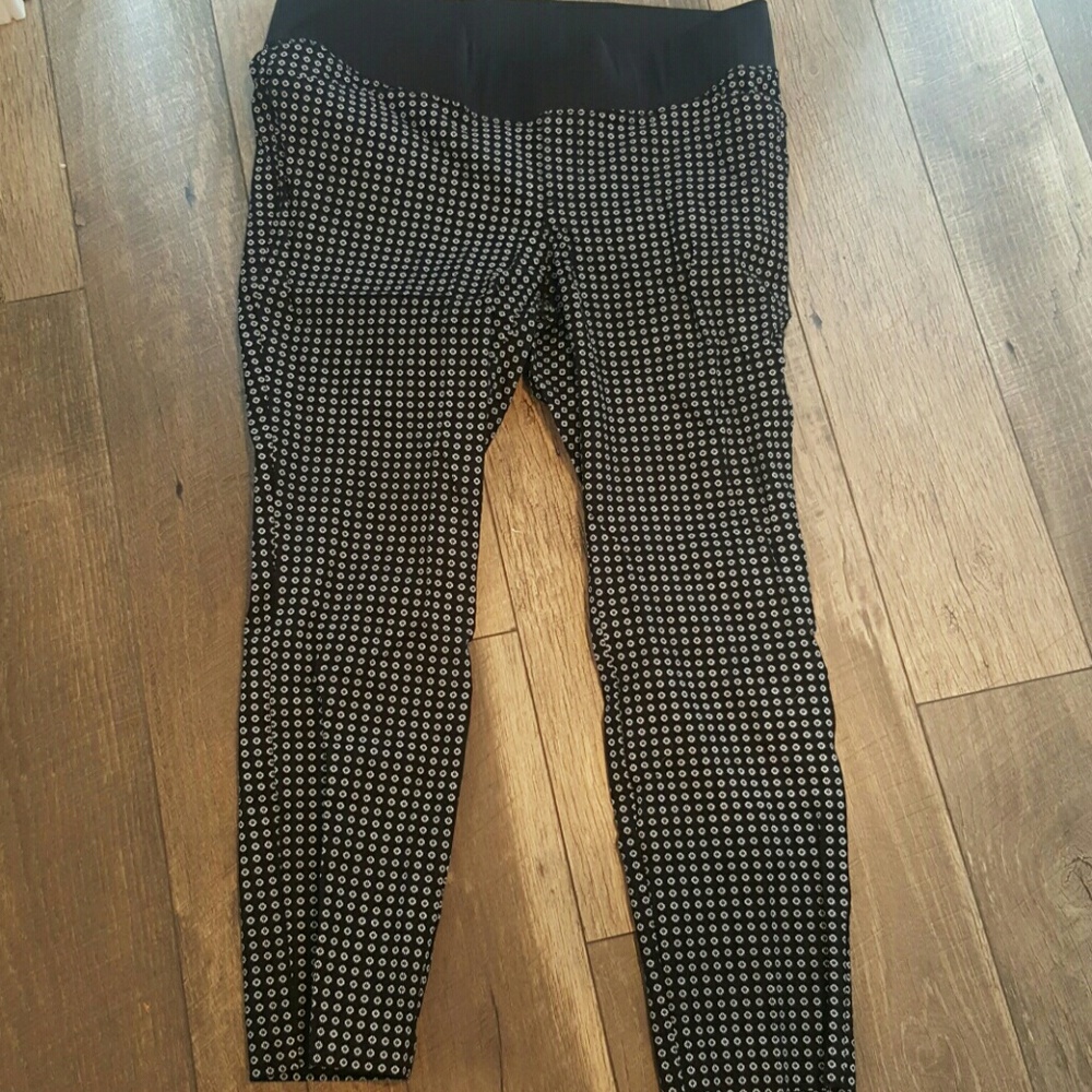 Old navy pixie capri