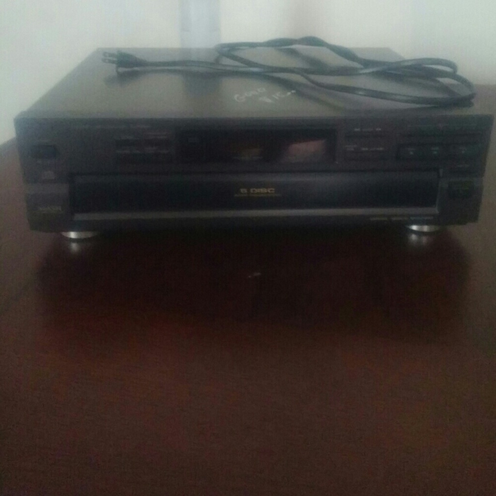 5 Disc DVD player