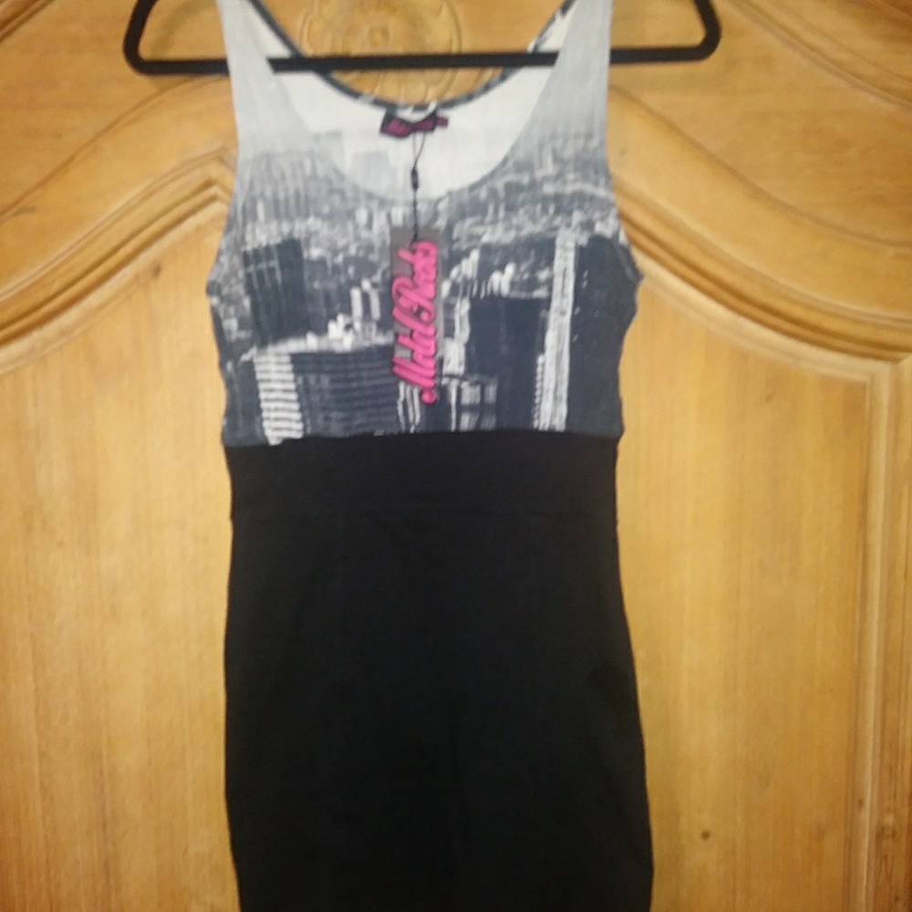 XSMALL Hotel Rocks NWT Dress