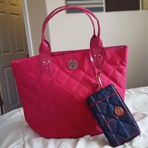 Tommy Hilfiger Tote with matching wristlet
