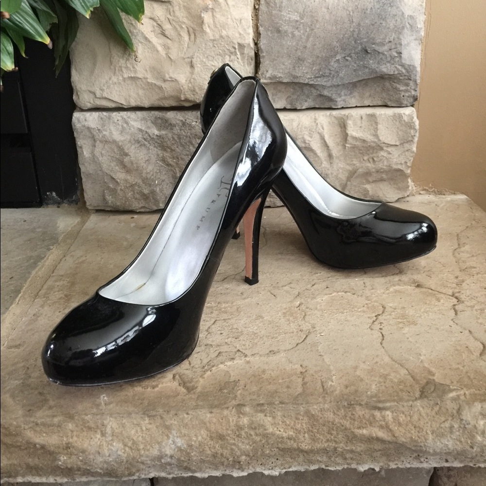 Ivanka Trump black patent leather pump.