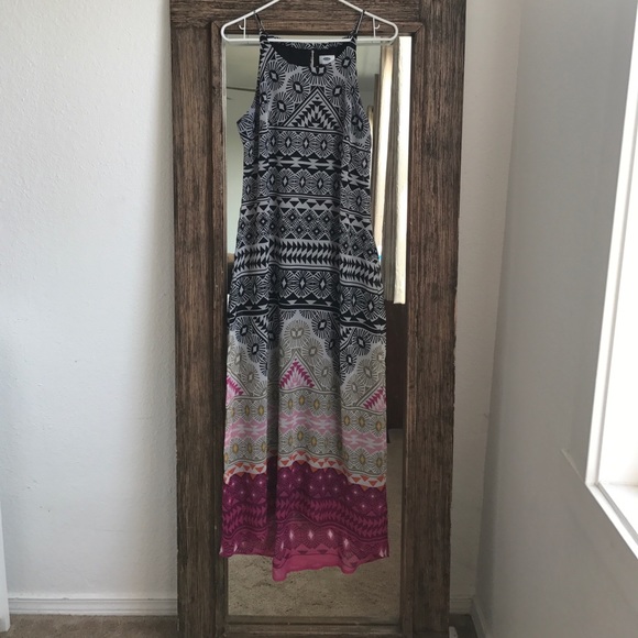 Old Navy Dresses & Skirts - Beautiful Tribal Old Navy Dress!