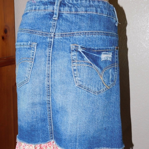 Loop 18 Denim Ruffle Hem Skirt - Picture 7 of 8