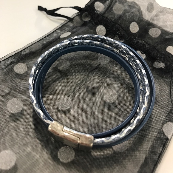 Leather/silver cuff bracelet - Picture 3 of 3