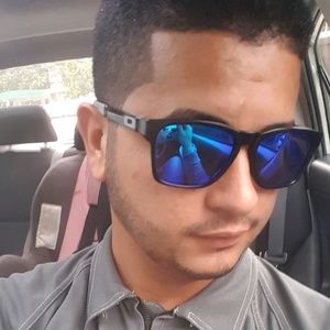 Meet your Posher, Leonardo