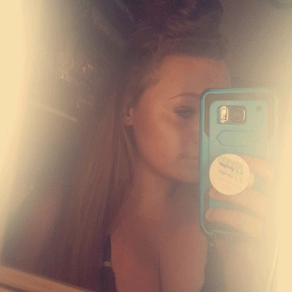 Meet your Posher, Cassie