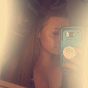 Meet your Posher, Cassie