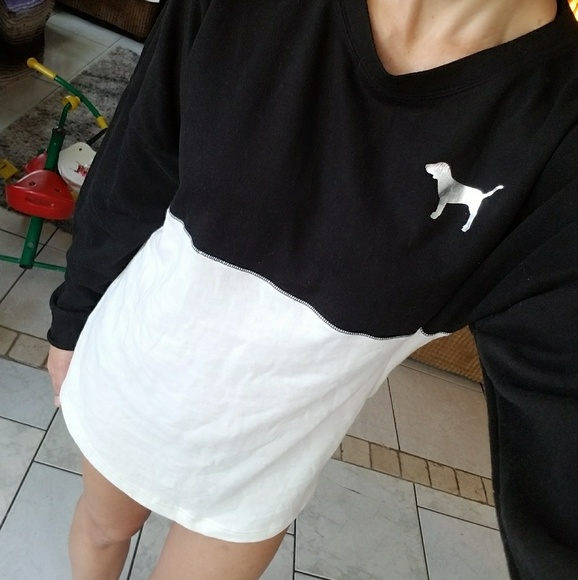 Vs pink new without tag bling crew - Picture 4 of 6