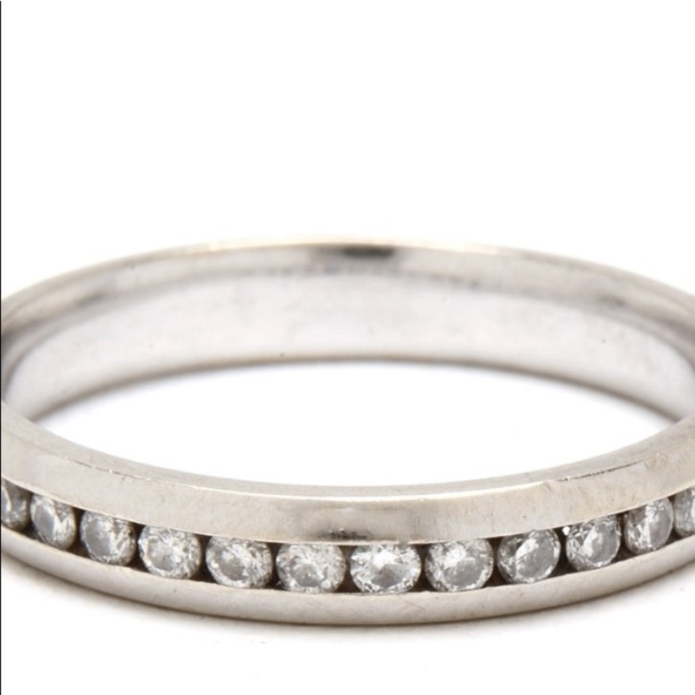 Diamond wedding band, 14kt white gold