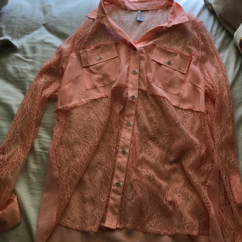 Long sleeve lace shirt