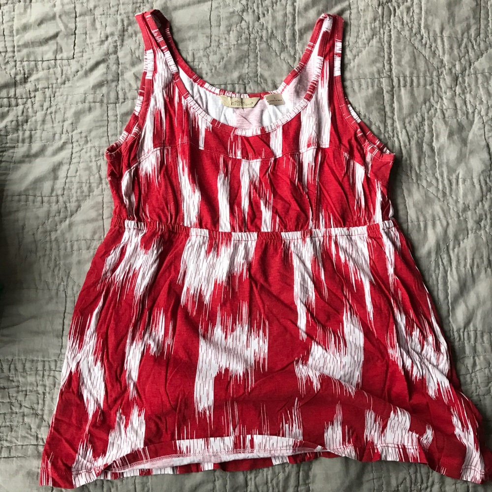 Red and white tank