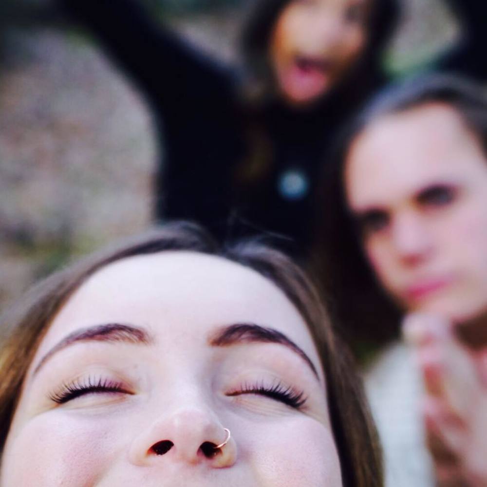 Meet your Posher, Mikaela