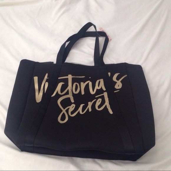 VICTORIA'S SECRET COOLER! 😎 - Picture 4 of 5