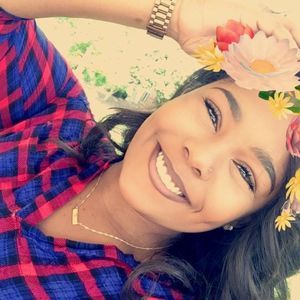 Meet your Posher, Monet