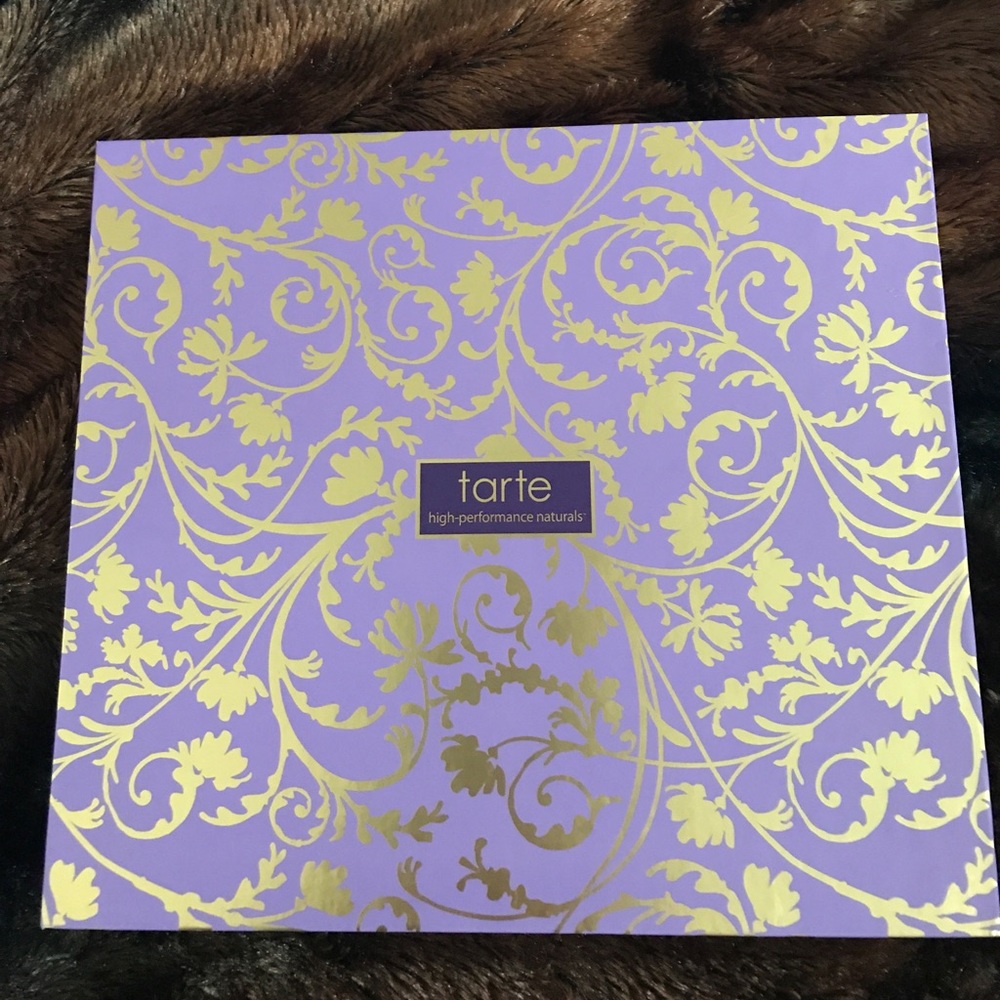 Authentic Tarte high-performance naturals set