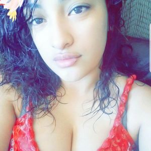 Meet your Posher, Esperanza