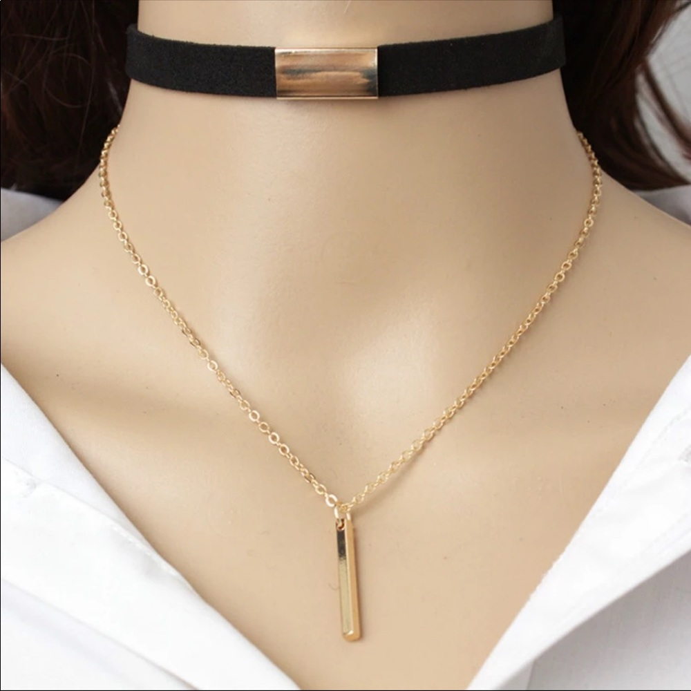 5/$25 Black choker multi layer gold bar necklace