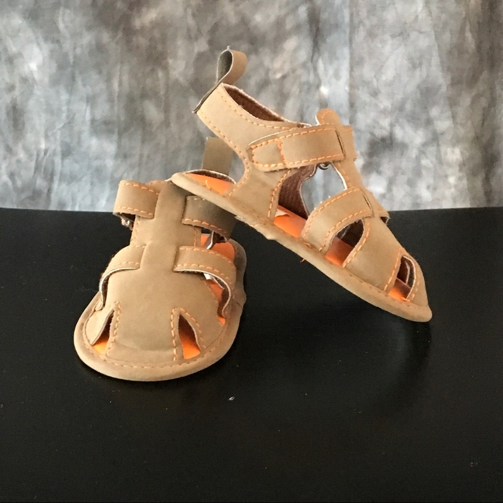 Super adorable infant fisherman sandals. NEW.  👶