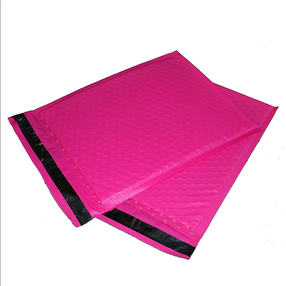 Poshmark packers! 15 Pink bubble mailers!