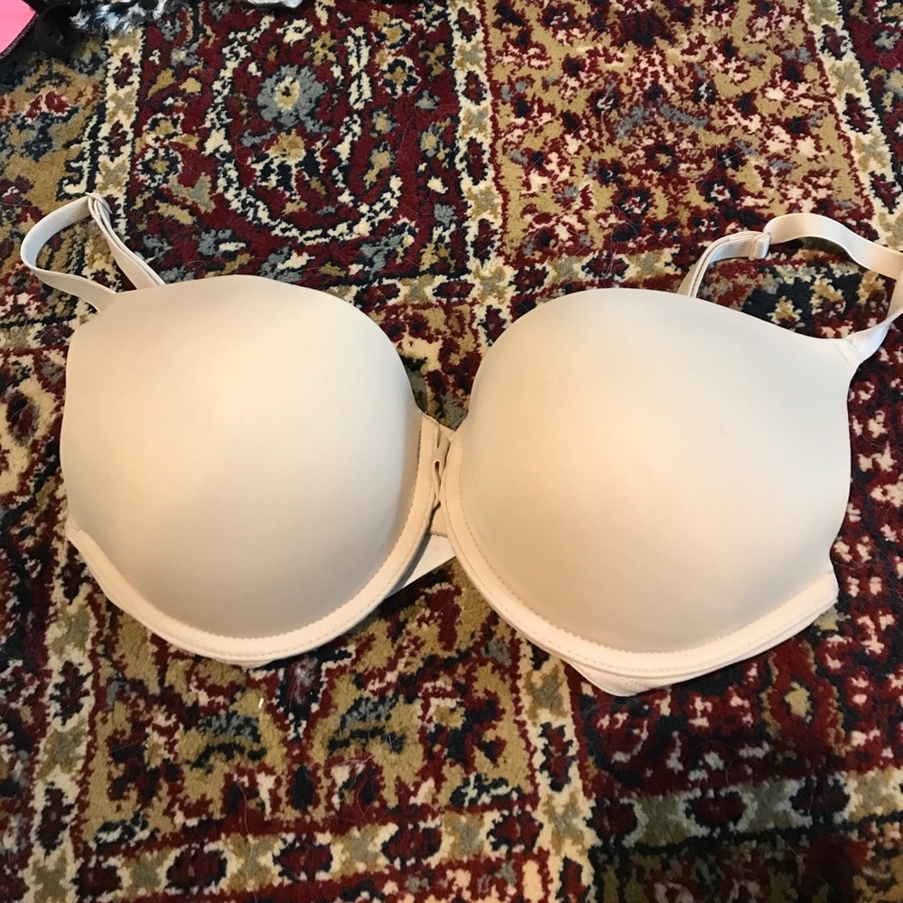 Victoria's Secret's Pink pushup bra