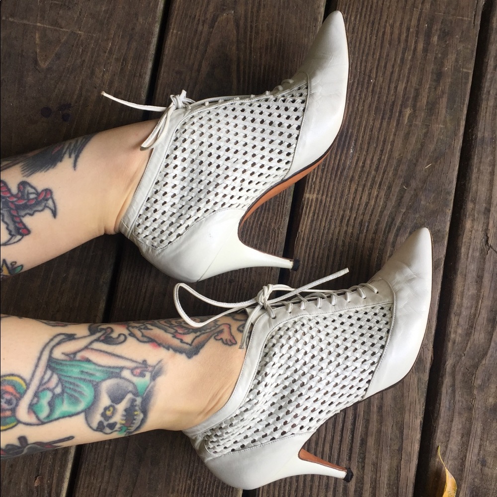 Vintage white leather woven mesh witch booties 8