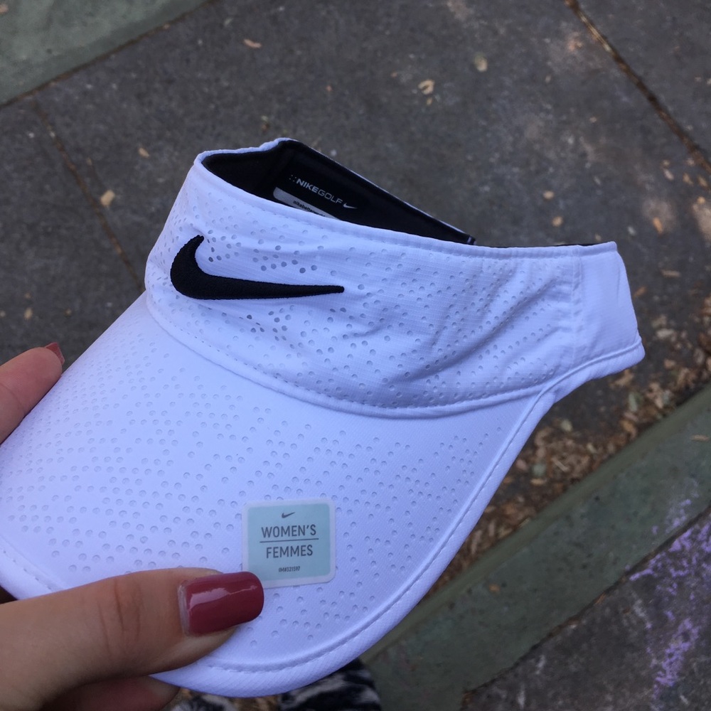 Nike visor