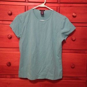 Gap sz M stretch aqua tee shirt