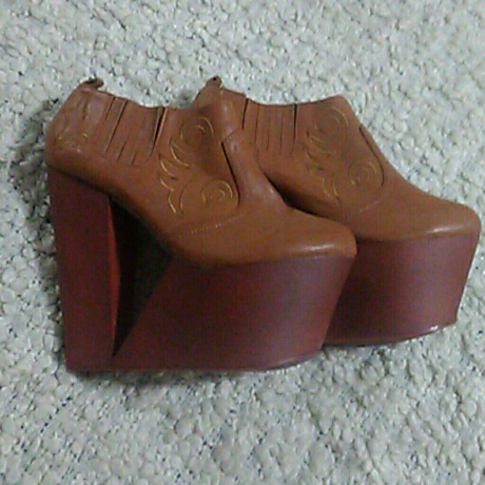 Privileged miner wedges