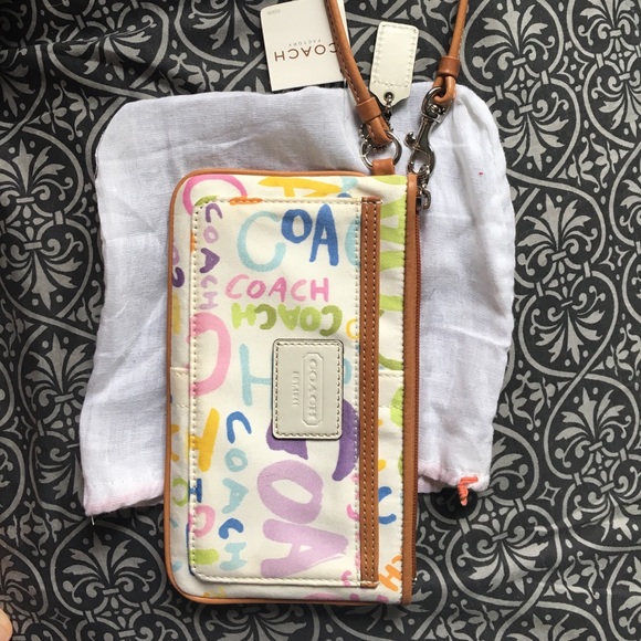 Coach Wristlet - Picture 1 of 5