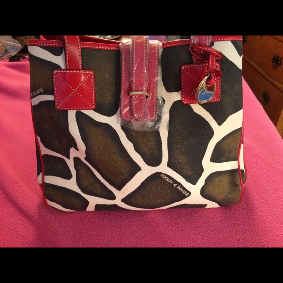 Dooney & Bourke Handbags - Dooney &Bourke Giraffe Tote Bag
