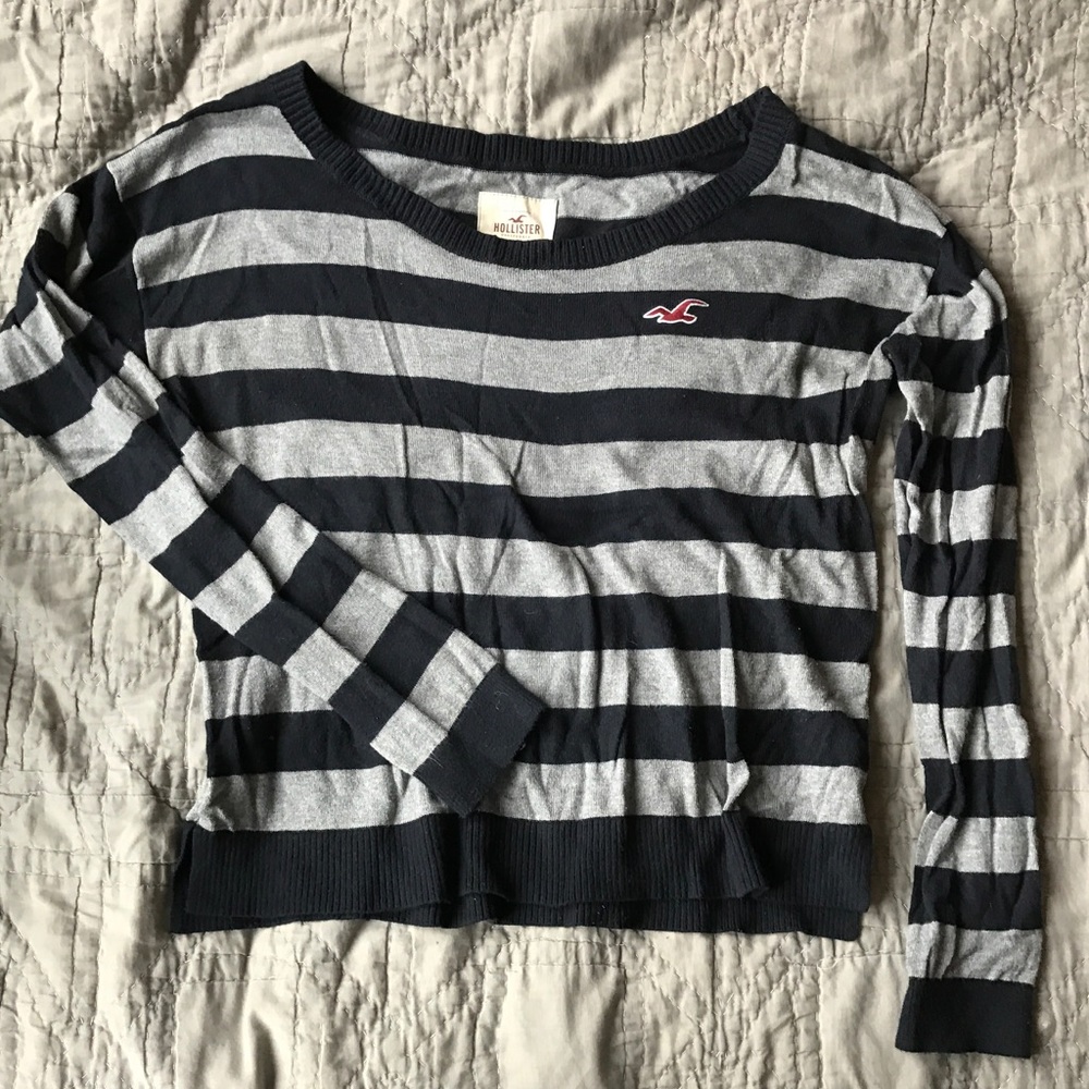 Soft and cozy hollister sweater
