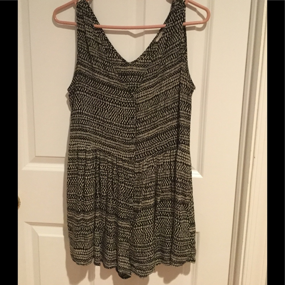 Black & white button up romper