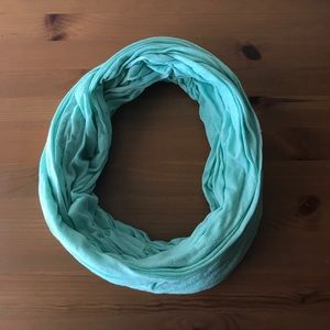 Women's Solid Mint Infinity Scarf