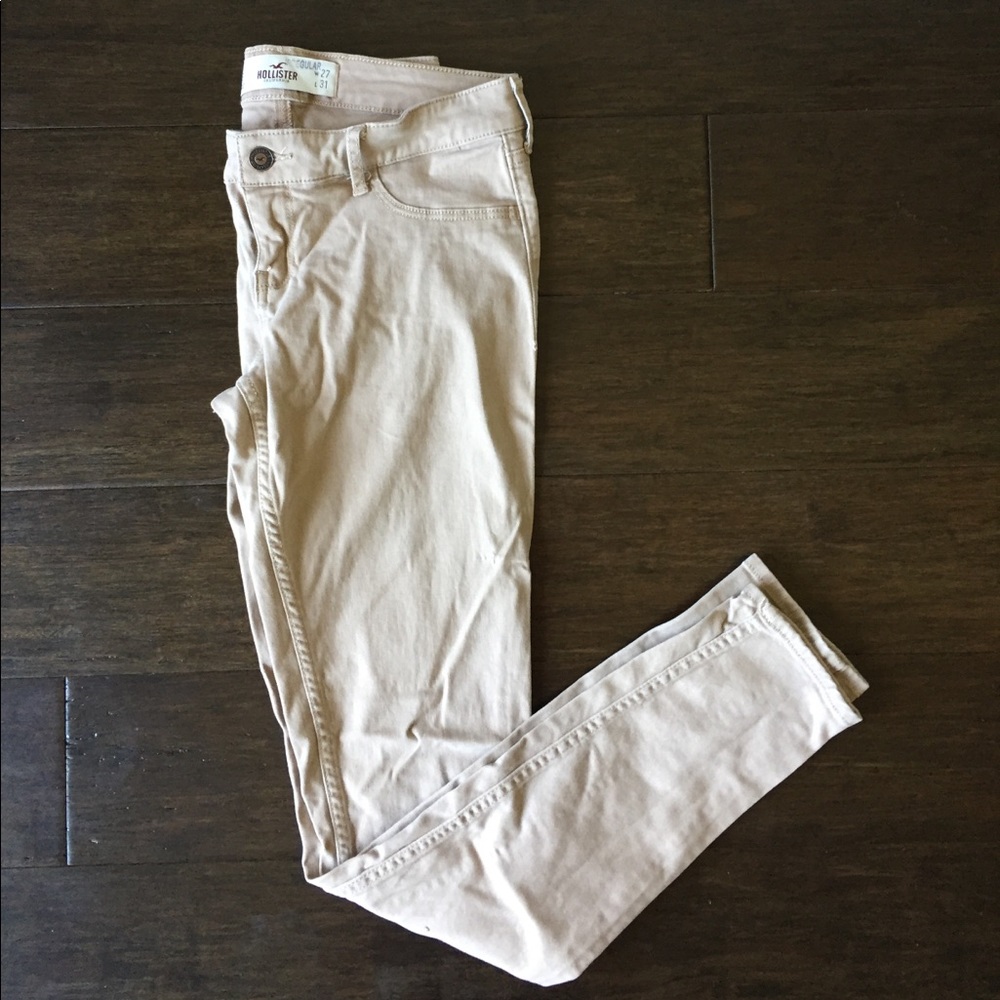 Hollister khakis