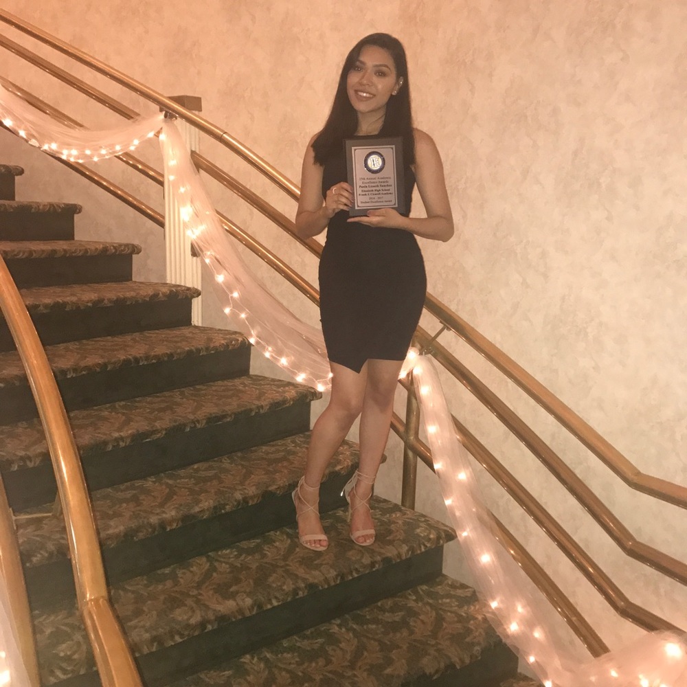 Meet your Posher, Paola