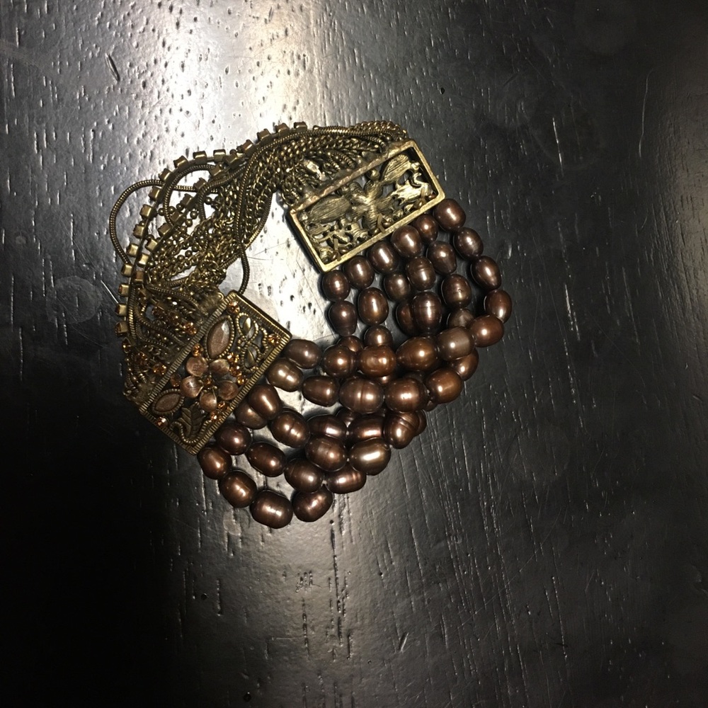 Brown faux pearl bracelet