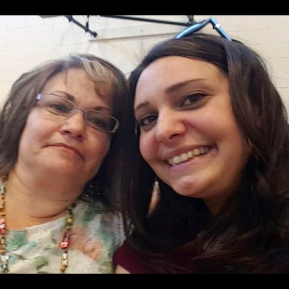 Meet your Posher, Andrea - Picture 1 of 1